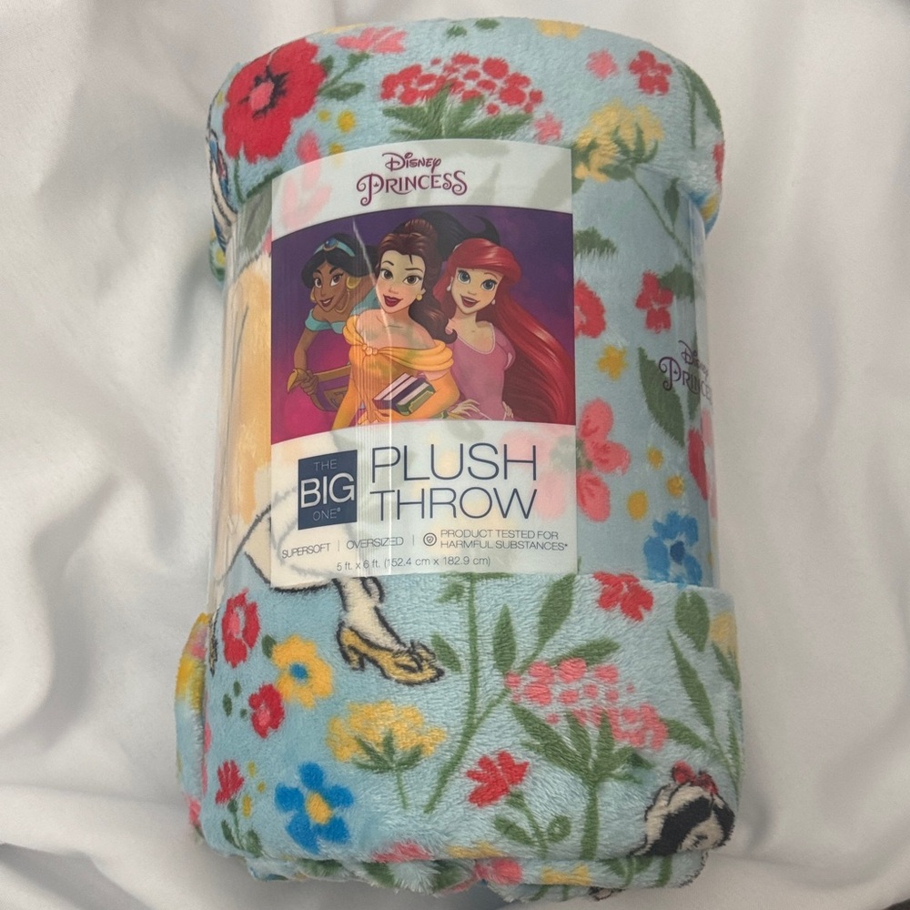 Disney Princess Floral Plush Blanket